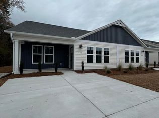 810 Discovery Cv, Newport, NC 28570