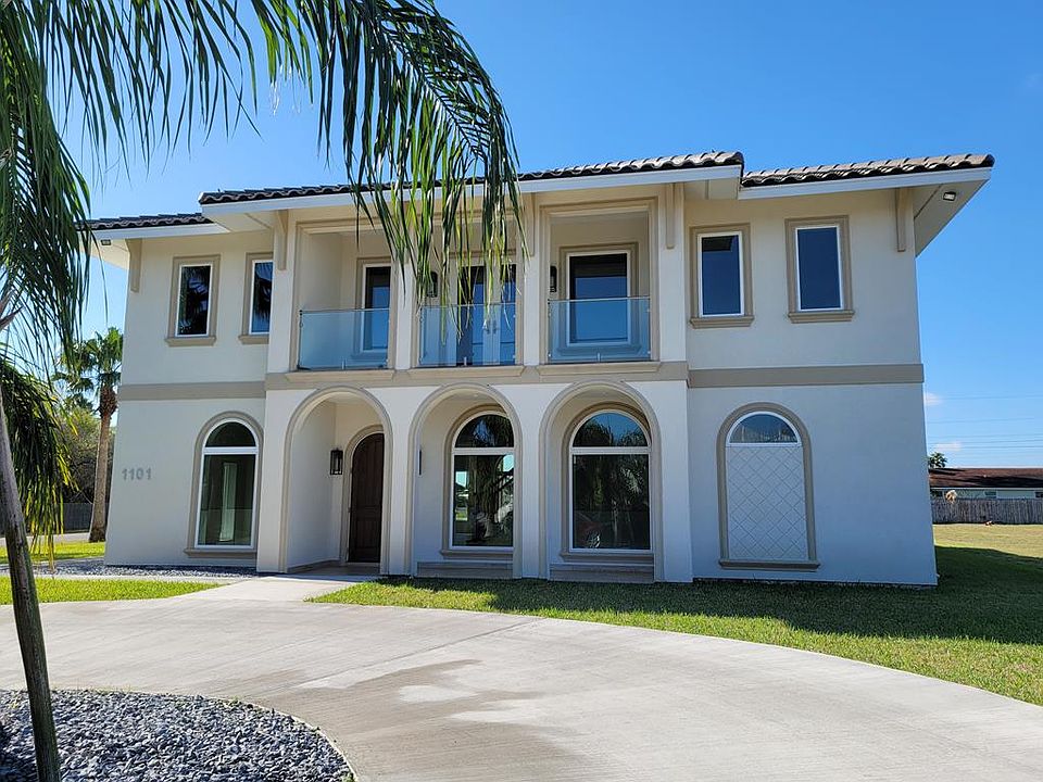 1st image of 1101 Beach Blvd