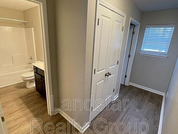 3rd image of 4503 Mason Ethan Ct #201