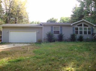 W6327 Tamarack Ct, Neshkoro, WI 54960