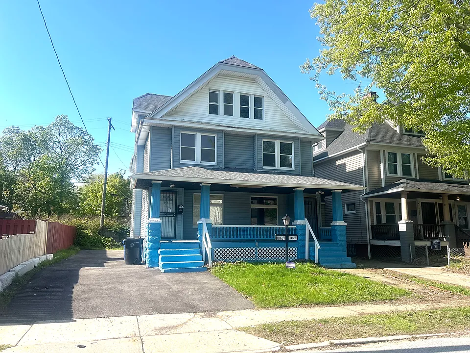 10122 North Blvd #1