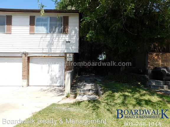 2nd image of 2226 W Heatherglen Dr