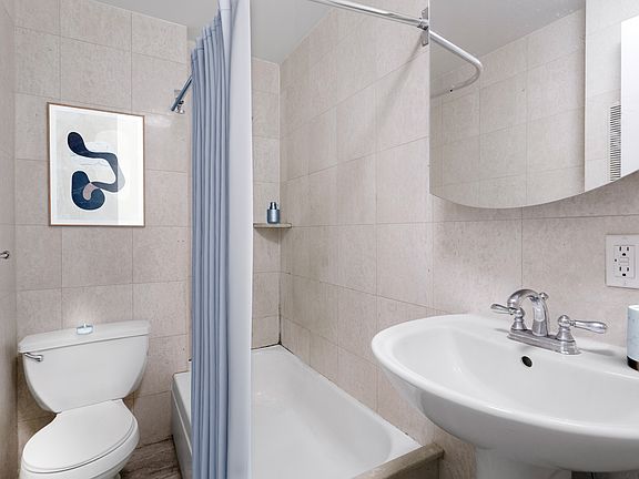 2nd image of 240 W 73rd St APT 804