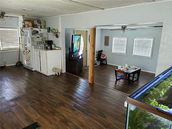 5th image of 24616 Palmetto Dr