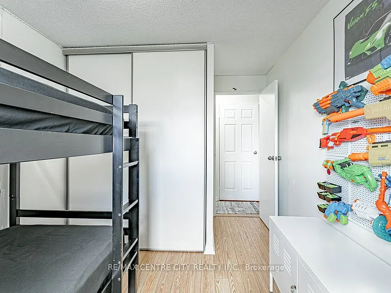 127 Belmont Dr #908 — Photo 28