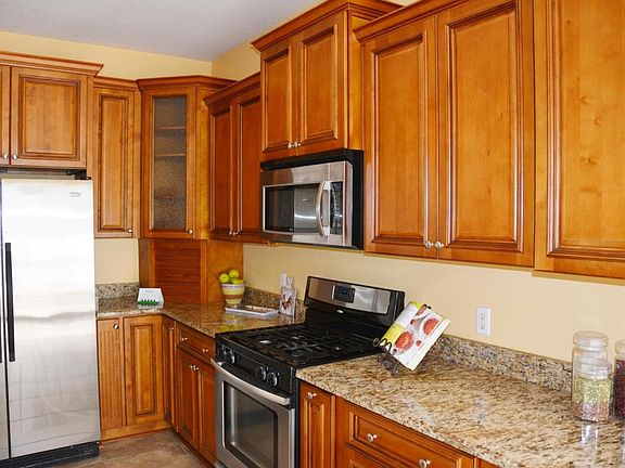 5th image of 4848 Erin Ln