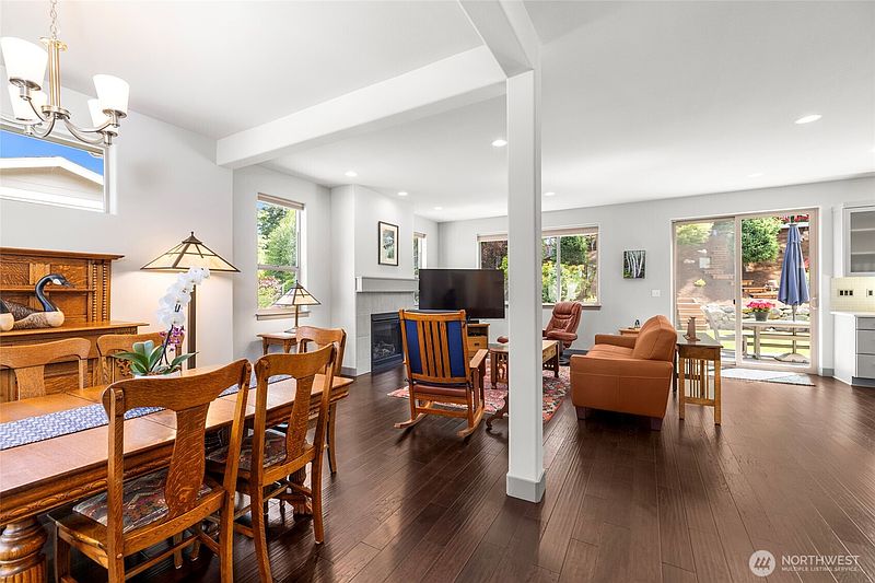 5th image of 1216 Brookstone Drive