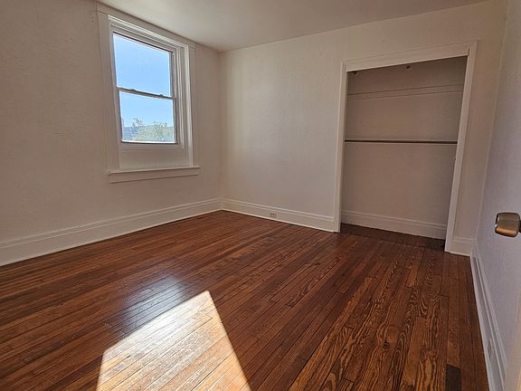 4th image of 1469 Hertel Ave