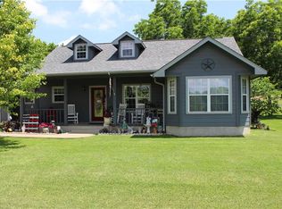 182 Kahana Ln, Bastrop, TX 78602