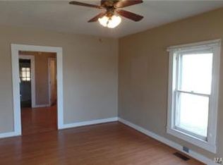 304 S Commercial St, Crocker, MO 65452