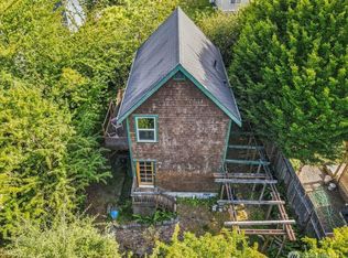 9774 NE Kitsap St, Bainbridge Island, WA 98110