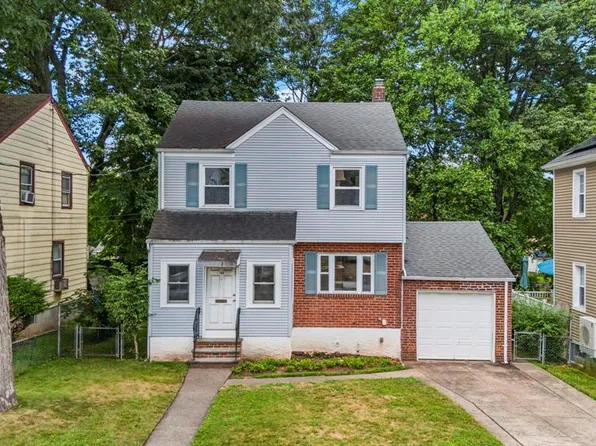 149 Fairview Ave, Teaneck, NJ 07666