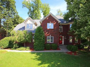 2825 Plantation Ct, Sellersburg, IN 47172