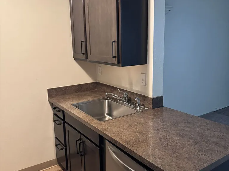 Fairmont Terrace — Photo 4