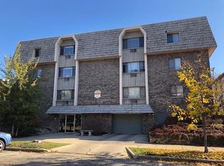 2630 N Murray Ave APT 208, Milwaukee, WI 53211