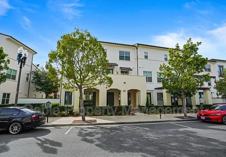 26261 Prima Way #COMML STUDIO — Photo 1