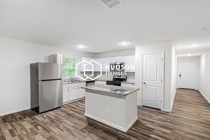 3619 York St — Photo 5