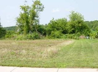 319 Valley View Dr, Rio, WI 53960