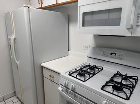200 Rector Pl