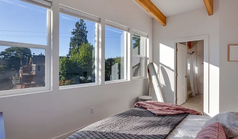 7468 N Catlin Ave #A — Photo 39