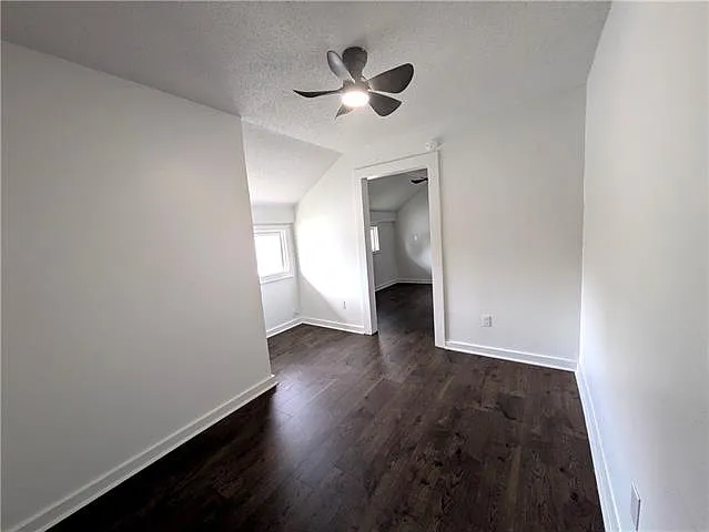 3021 Republic St — Photo 12