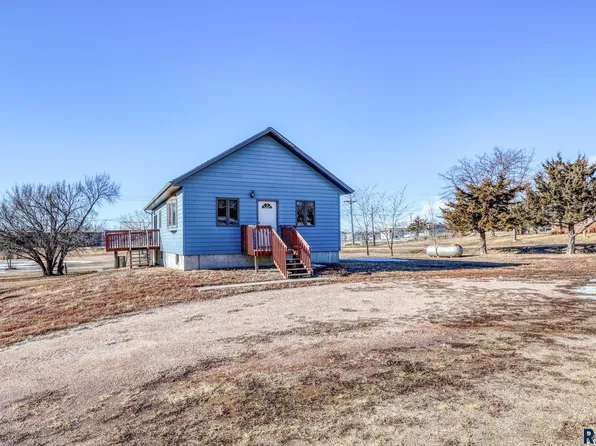 103 Washington Ave, Murdo, SD 57559