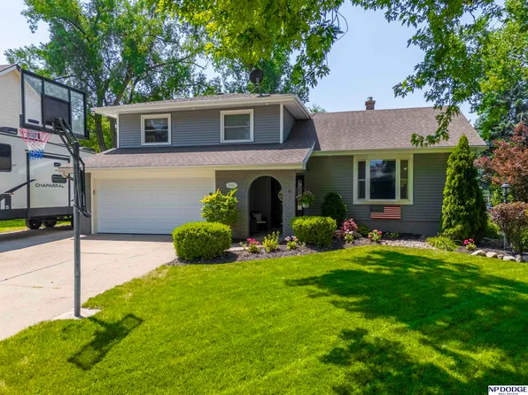 13507 Glenn St, Omaha, NE 68138