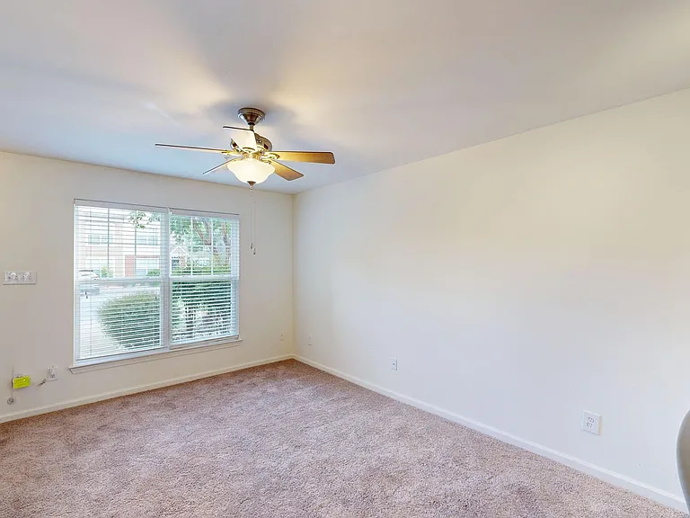 Gayton Pointe Townhomes — Photo 60