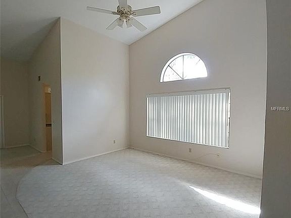 4th image of 4102 Brentwood Park Cir