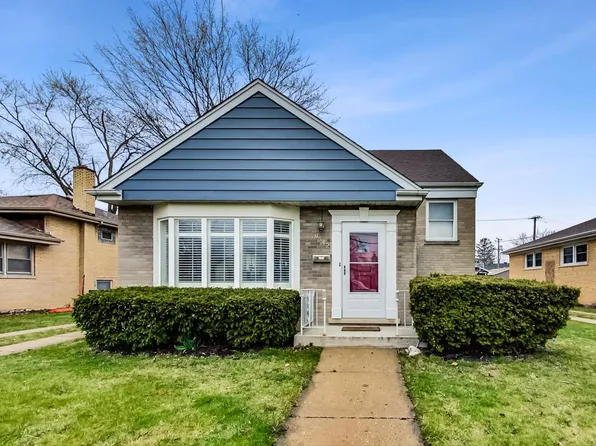 9542 Garfield Ave, Brookfield, IL 60513