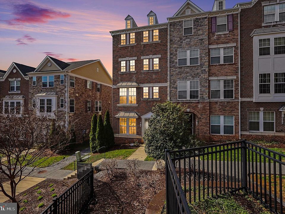 1st image of 614 Cobbler Pl