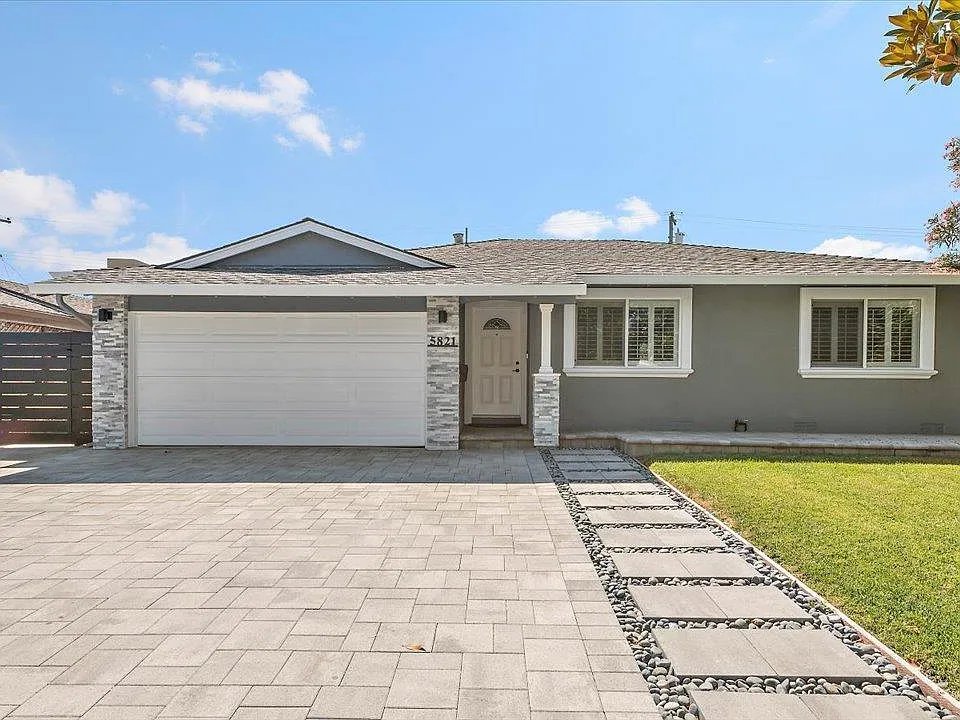 5821 Blossom Ave