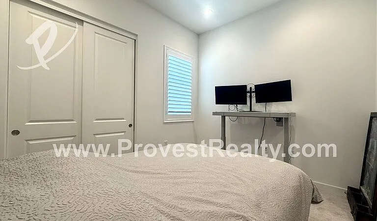 6425 Castle Crags Ave — Photo 5