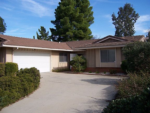 2nd image of 17107 Montura Dr