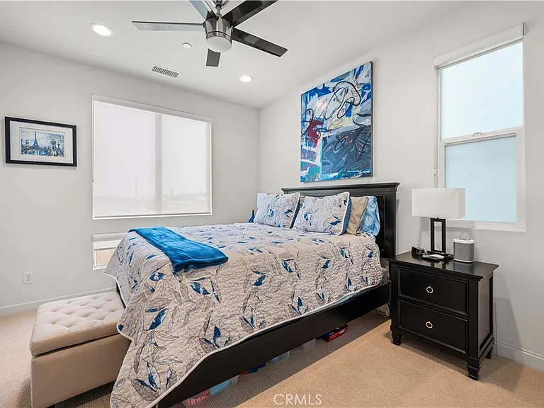 1068 Hampton Dr — Photo 29