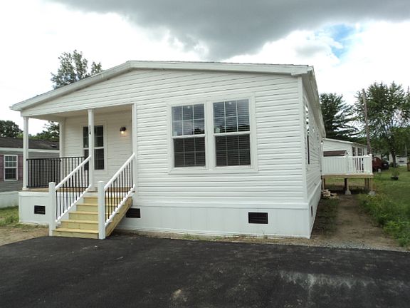 Exterior Image-1-Champion 114 D R Village