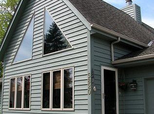 5820 Middle Rd, Racine, WI 53402