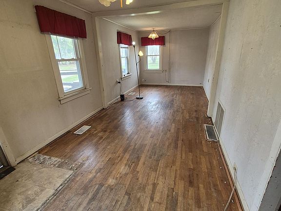 5th image of 428 Osceola St