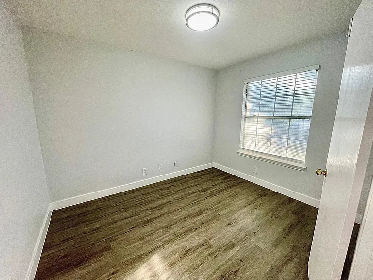 105 David Dr — Photo 7