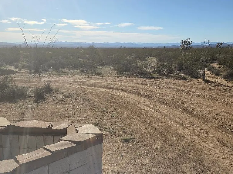 S Wild Bill Rd — Photo 30