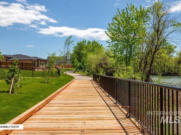 2141 E Thea Dr, Kuna, ID 83634