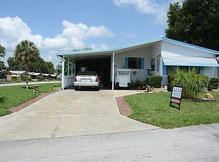 1221 Grove Dr, Leesburg, FL 34788