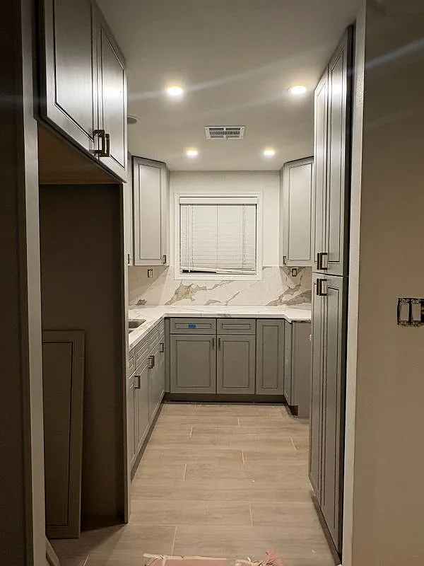 4 bed, 2.0 bath, 1148 sqft, $4,200 — Photo 4