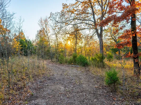 1 N 4280th Rd, Checotah, OK 74426