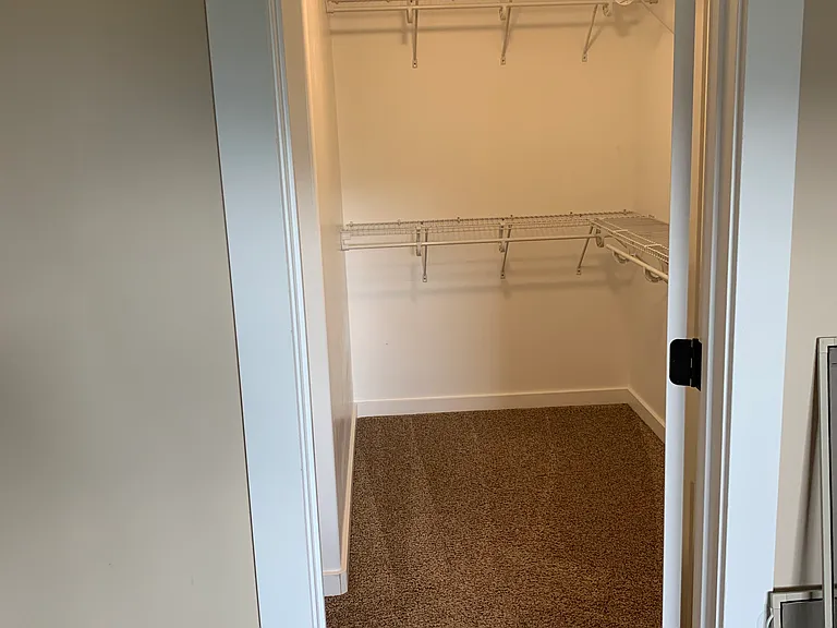 1148 Forestglen Dr — Photo 15