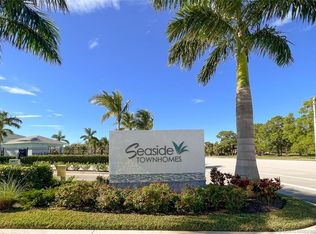 325 SE Halifax Ln, Stuart, FL 34994