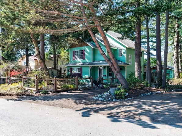 748 55th Street, Port Townsend, WA 98368