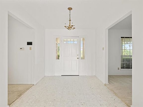 5th image of 6305 Wallingford Dr