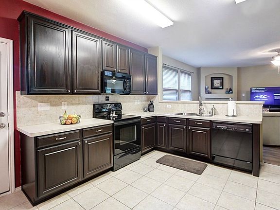 5th image of 2708 Cypress Point Dr