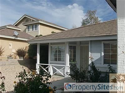 5th image of 912 Holly Ct
